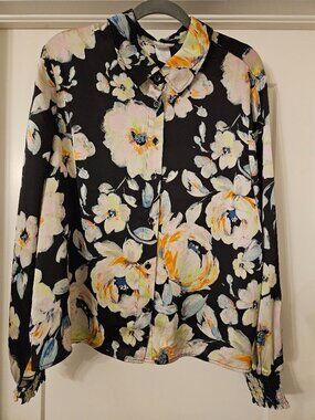 CAbi Zelda Floral Blouse Style #4840 Size XL